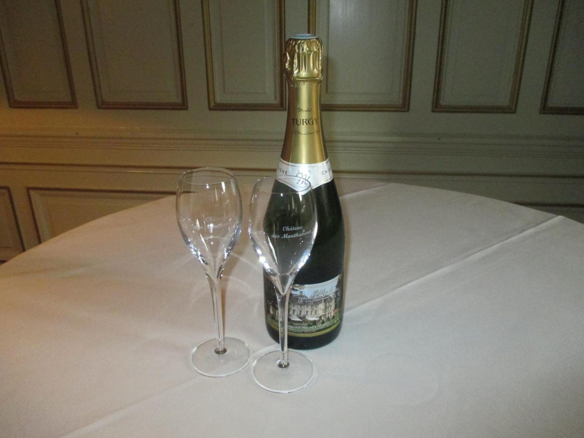 Chateau Des Monthairons Hotel Restaurant Gastromaison Spa Privatif Les Monthairons Eksteriør billede